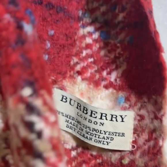 Burberry Plaid Wool Blend Scarf Unisex Red & White Plaid ( EXCELLENT CONDITION) - Picture 6 of 6